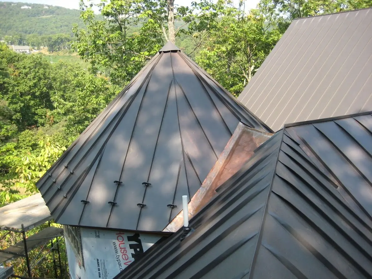 Professional Gutter Cleaning by Craftsman Roofing in Winnemucca
